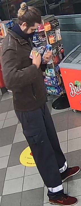 B&E Suspect in Orleans 2-2