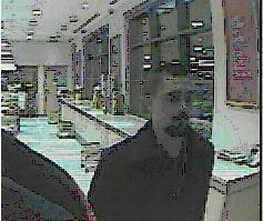 Suspect1 Riocan Robbery