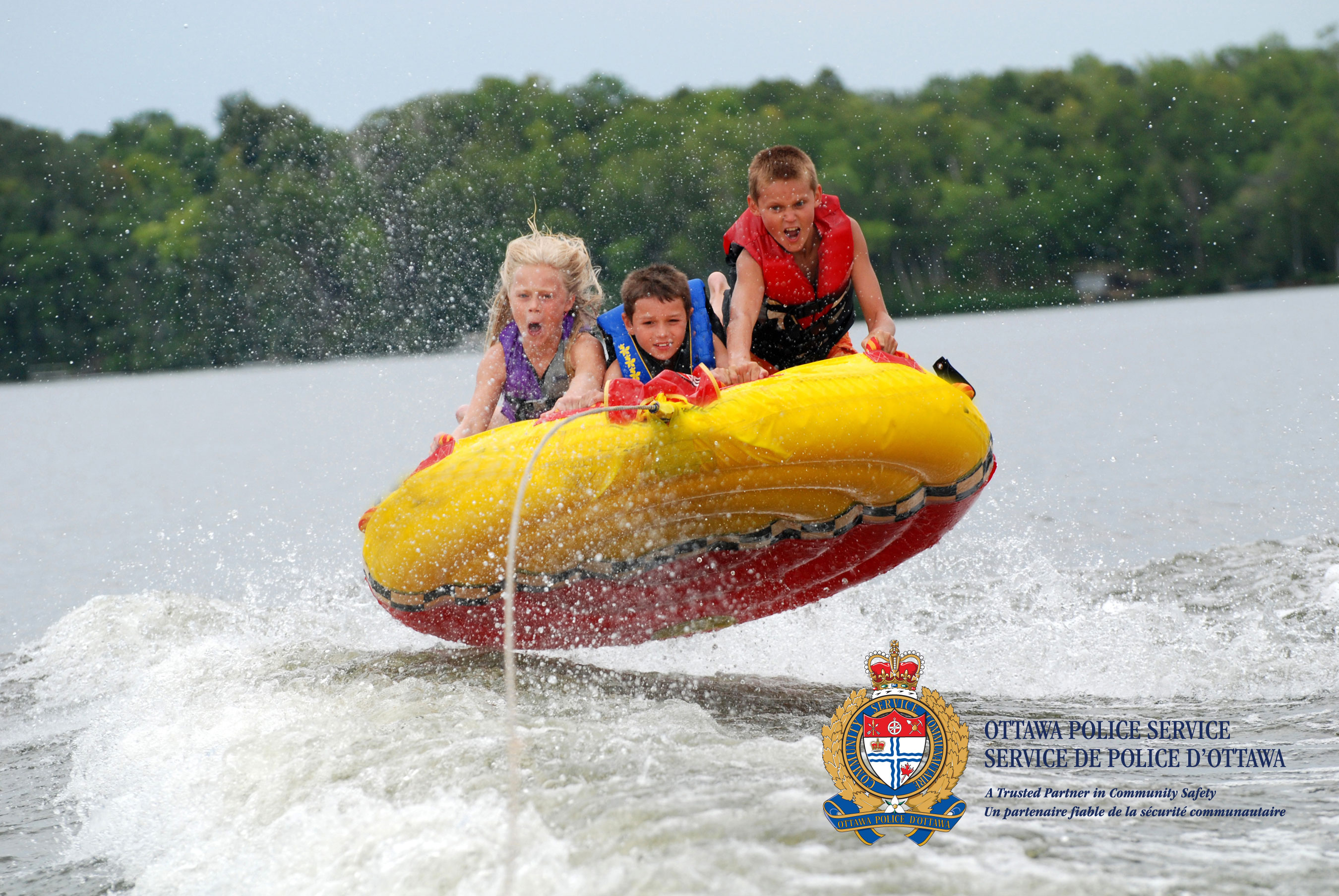 summer-boat-water-kids-lake-swim