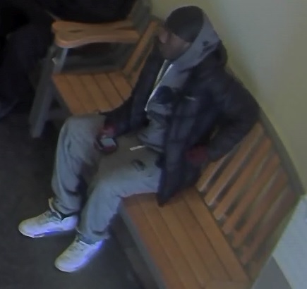Male suspect to ID pic2