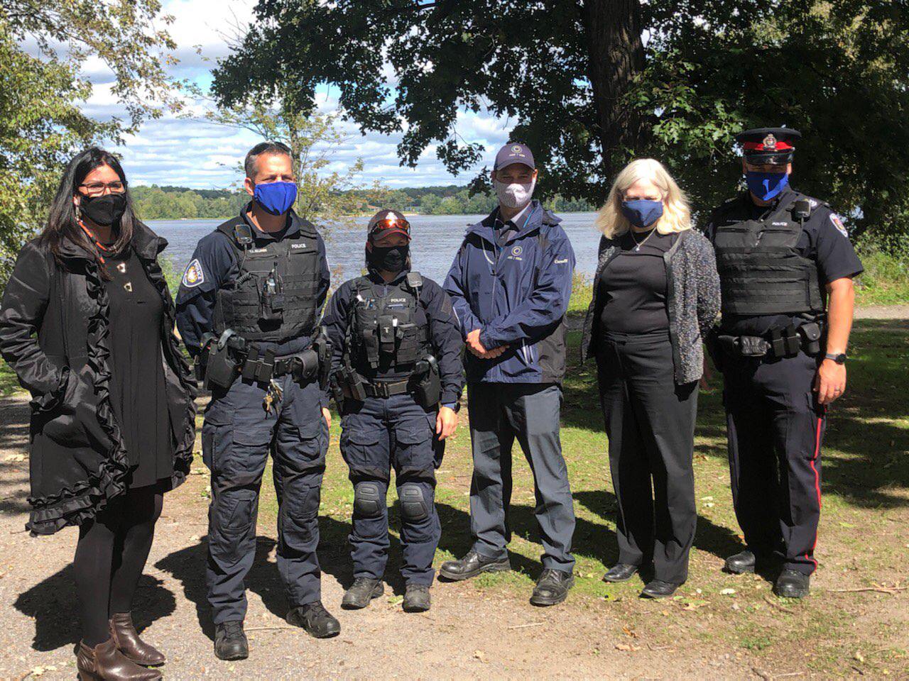 Bate Island partners-4