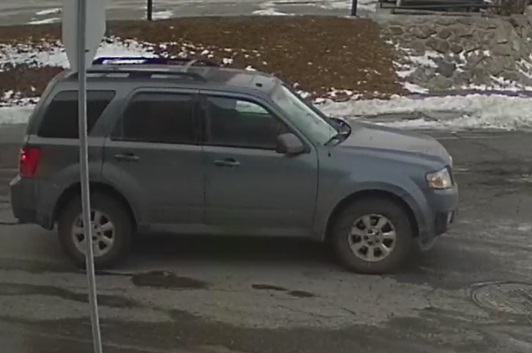 Blue- grey vehicle right view Carling B&E