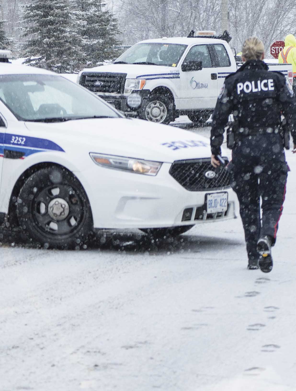 If you find yourself in any vehicle break-down situation posing a danger, don’t hesitate to call police.